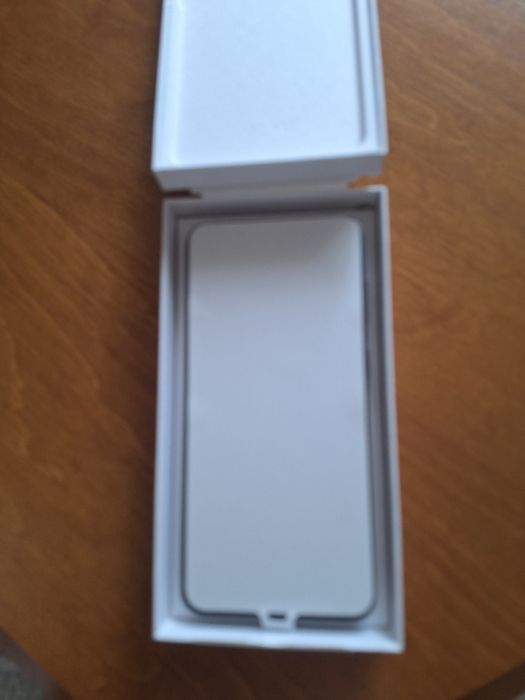 IPhone samsung galaxi a57 5g.