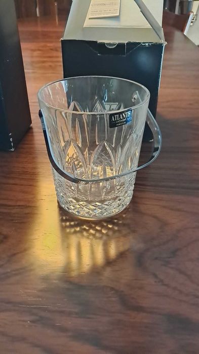 Atlantis Garrafa Cristal Nova