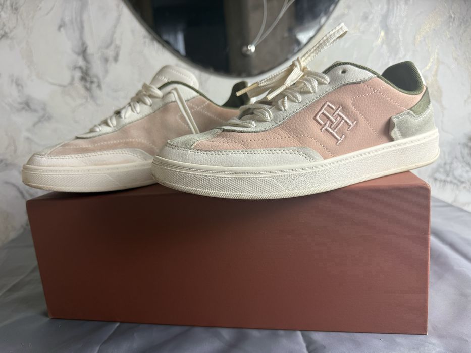 Женские кеды Tommy Hilfiger,
