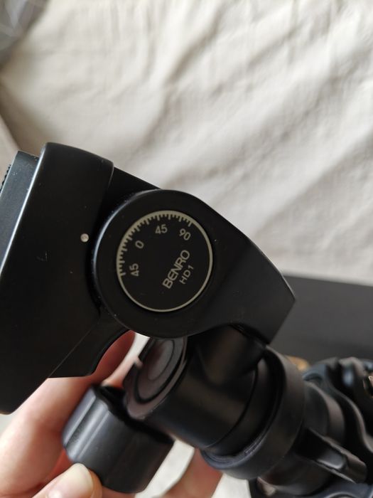 Штатив Benro A300F Mg-Aluminium Tripod