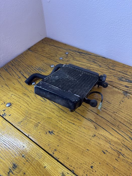 Chłodnica wody radiator z wentylatorem Honda CBR 125 JC34 JC39