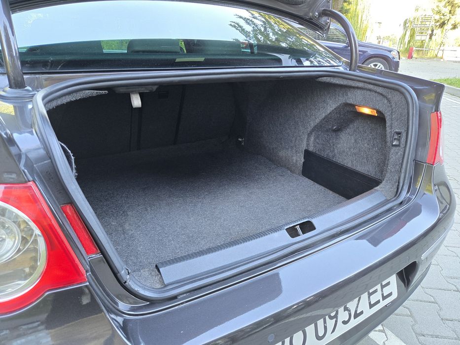 Volkswagen Passat 2006 VIN WVWZZZ3CZ7P047103 фото оголошення 8 з 13