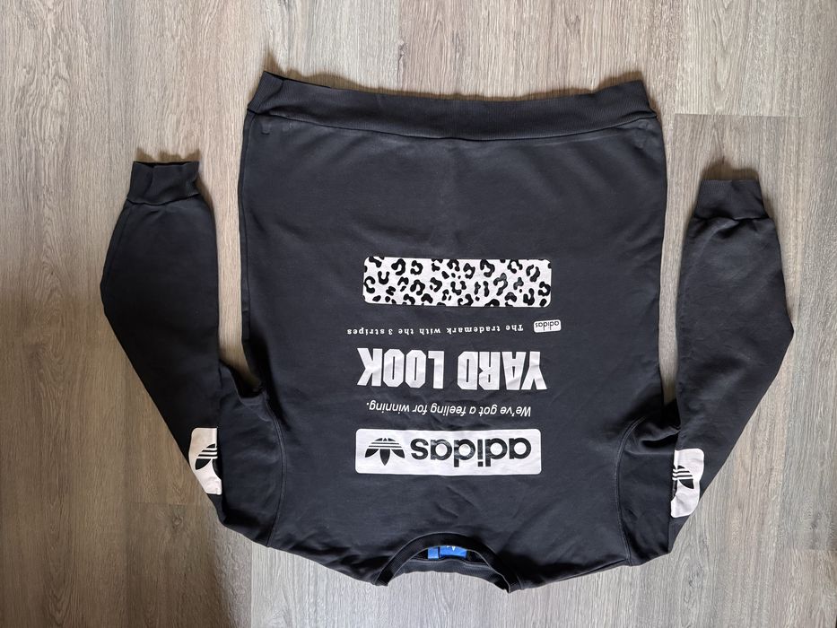 Кофта Adidas. Розмір L