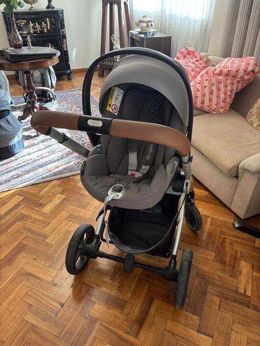 Conjunto Cybex Balios S + alcofa + Cloud T + base ISOFIX Z