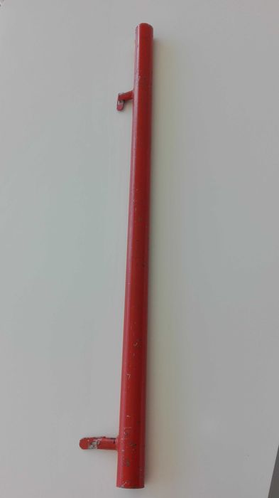 Suporte para guarda costas metálicos pintados