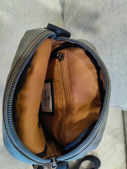 Mala tiracolo Pepe Jeans em excelente estado 20x23 cm