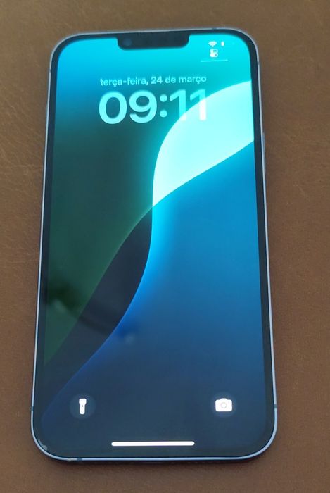 Vendo iPhone 14 Plus azul, 256GB, em excelente estado, pronto a usar sem qualquer problema.
Preço: 300€ (negociável)