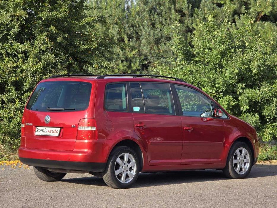 Продам Volkswagen Touran 2003. Можна в розстрочку, під викуп.