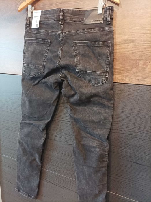 Джинсы Байкерский стиль Cafe Racer. Рваные. Размер W31/L32 Рост 170см