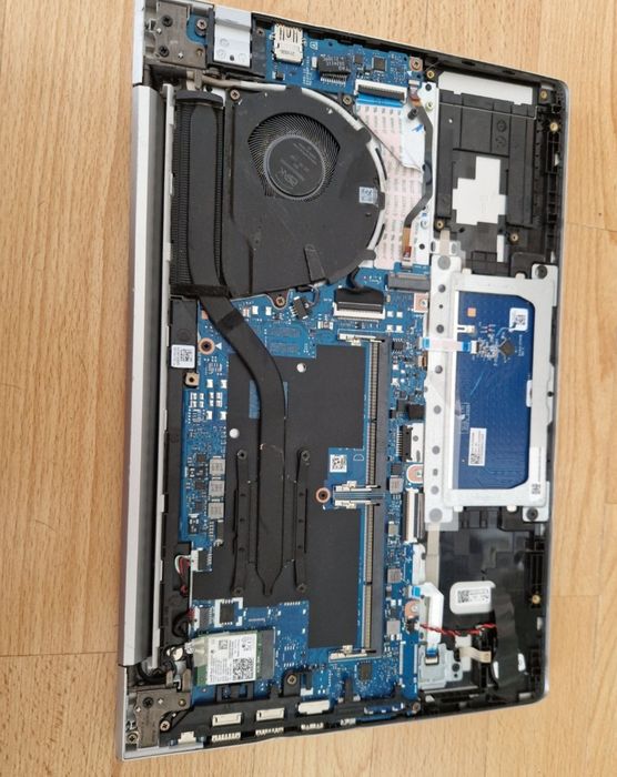 Intel i7 11покоління Ноутбук HP під ремонт або на запчастини