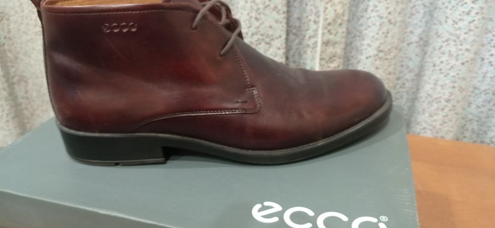 Ботинки ECCO 44-45р .Один раз одягались .Не підійшов розмір.Нові.в