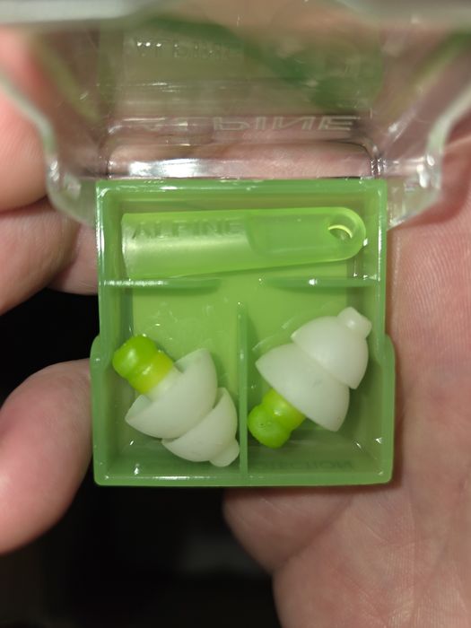 Zatyczki do uszu/Stopery