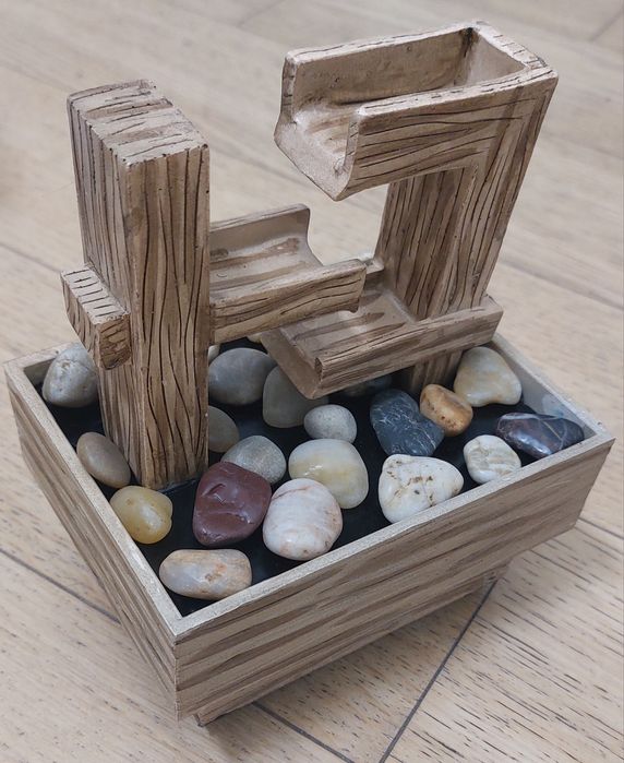 Декоративный настольный фонтан