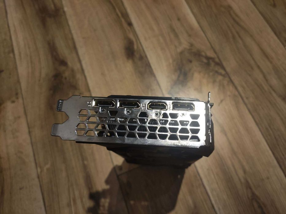 RTX 2060 Super Gigabyte 8GB DDR6