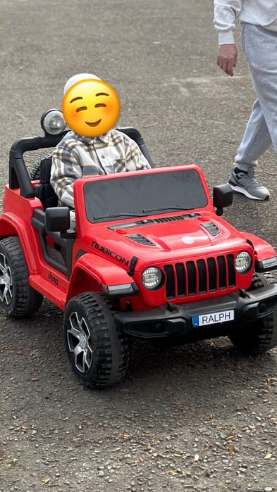 Jeep auto na akumulator
