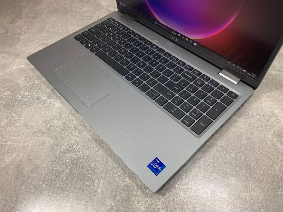 Dell Latitude 5520 (15.6”IPS FHD/i5-1145G7/16GB/256GB) ноутбук