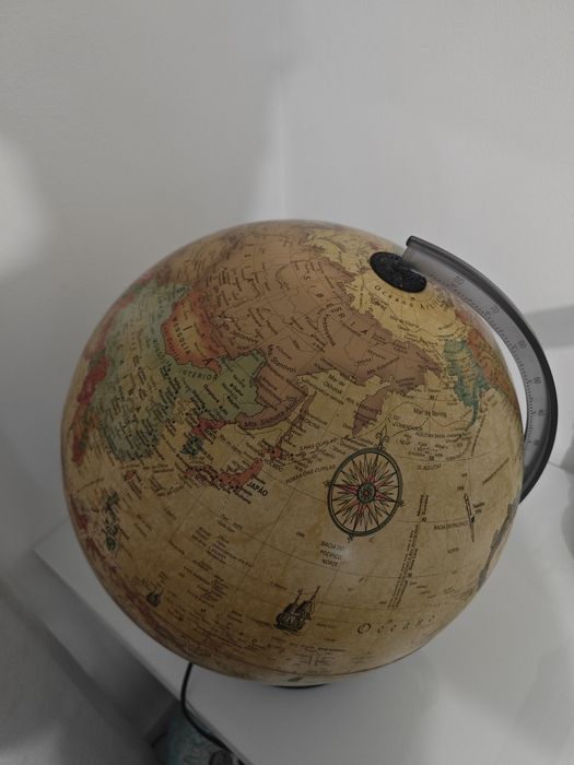 Globo terrestre com luz Scan Globe A/S Denmark