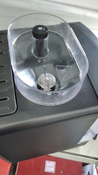 Продам кофемашину майже нову