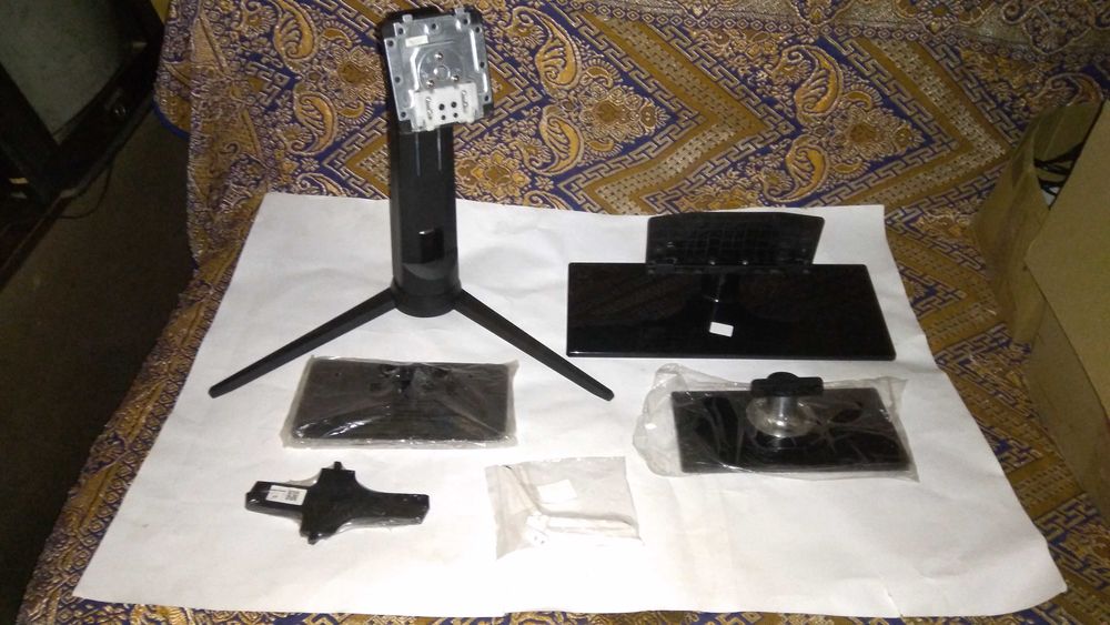 Продам кронштейн