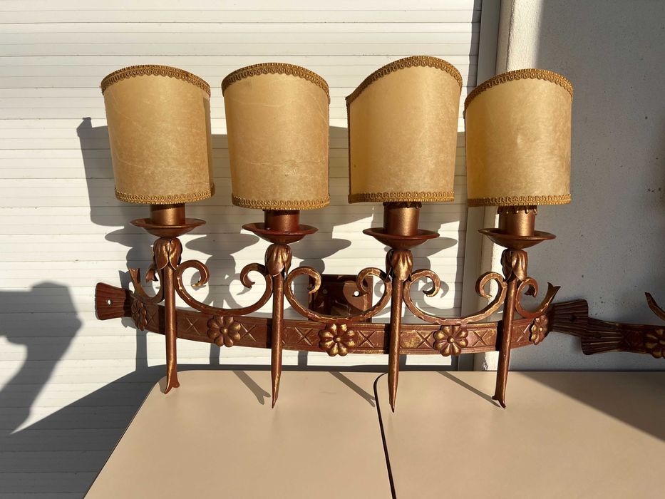 Candeeiro em antigo em ferro