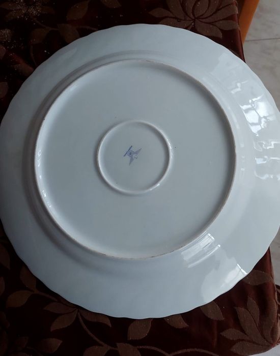 2 large plates446919602969651202