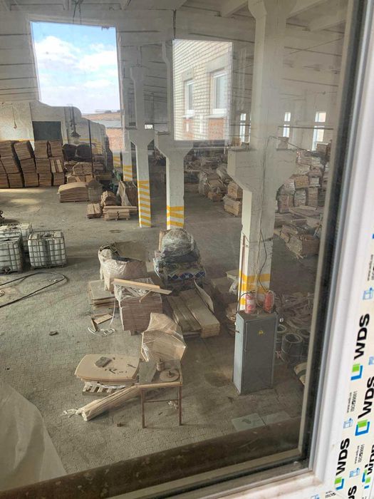 Приміщення під виробництво,склад Червоноград( Шептицький) Острів