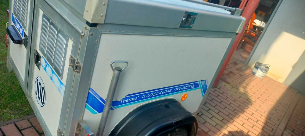 Przyczepa termoizolacyjna do transportu żywności – 2-komorowa WT-Metal Thermo