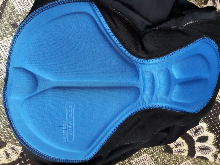 Шорти, футболка, каска