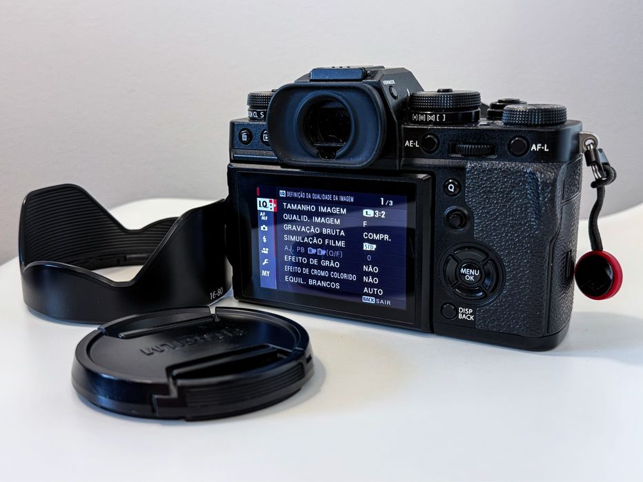 Fujifilm X-T3 + Zoom XF 16-80mm f:4 OIS WR