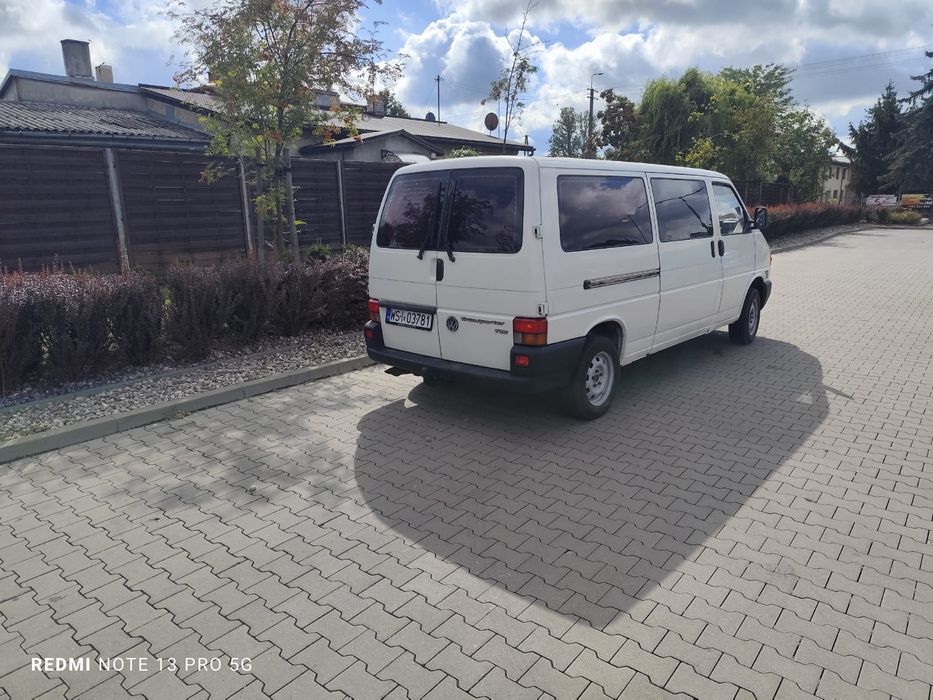 Volkswagen Transporter T4 2,5 TDI long 9 osobowy 1997 rok
