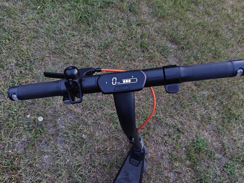 Електросамокат Ninebot KickScooter E2 Pro