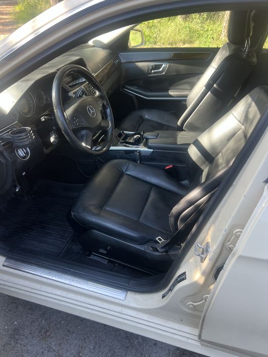 Sprzedam Mercedes benz E klase Cdi rok 2012  w212