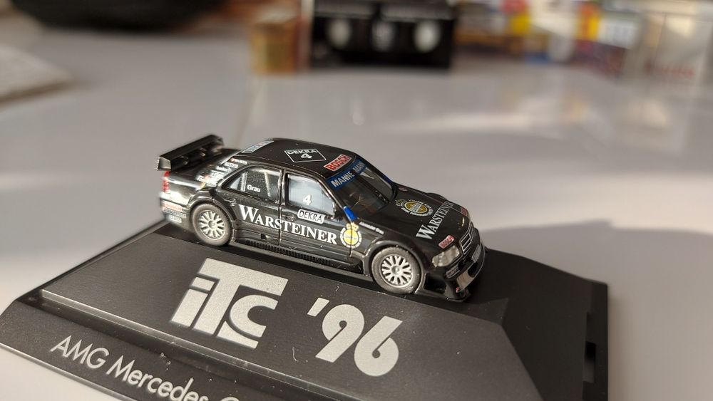 Mercedes AMG C180 W202 AMG Team - Herpa PC 1:87