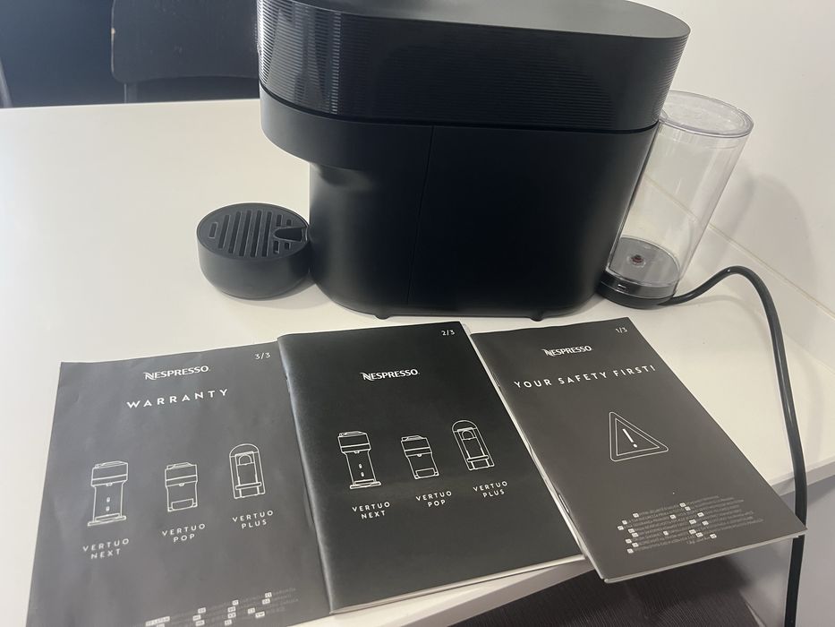 Maquina cafe Nespresso Vertuo Pop