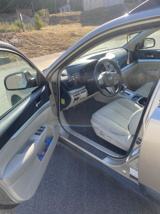 Subaru Outback 2010