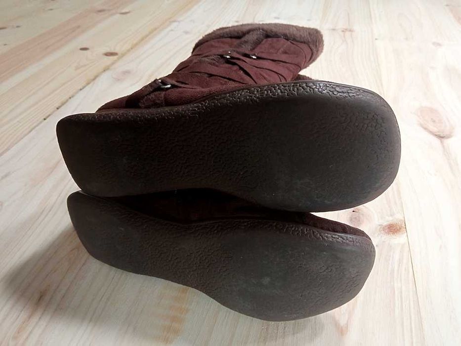 Botas De Cano Alto - Tamanho 38