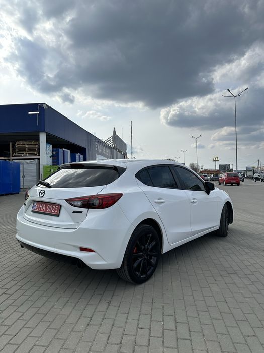 Mazda 3 2018 р 2.5 benz
