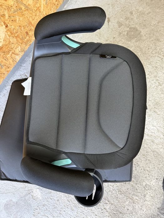 Автокрісло бустер Peg-Perego