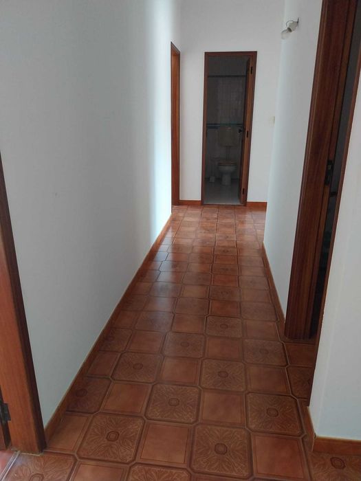Apartamento T3 para venda em Ourém com varanda