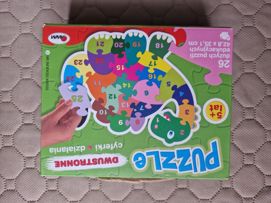 Puzzle edukacyjne do nauki matematyki cyferki działania