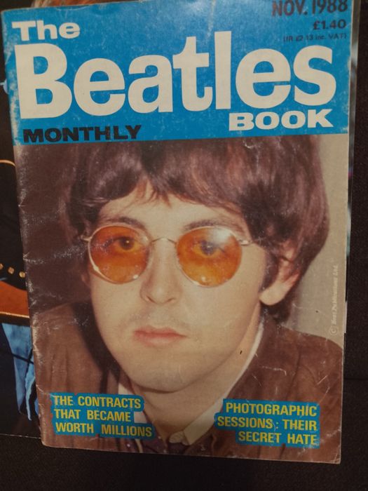 The Beatles Monthly Book nov . 1988.