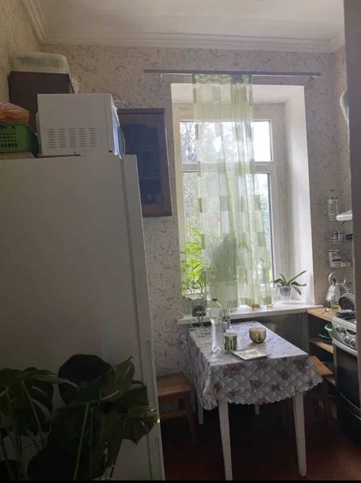 Продаж кімнати в подільскому районі