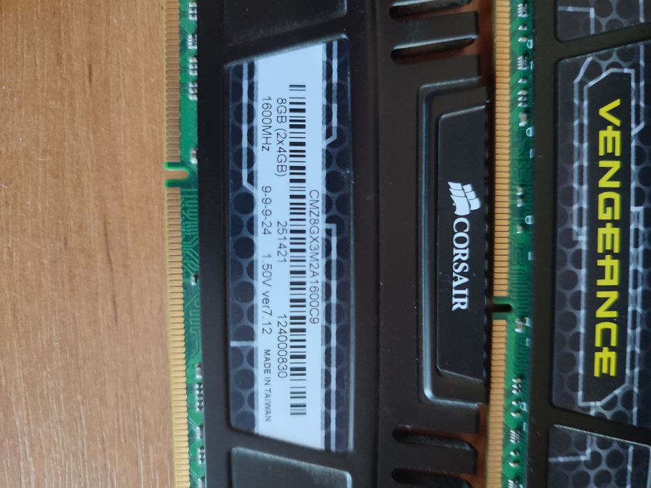 corsair ddr3 8gb - купить комплектующие для ПК - Цена на OLX.ua