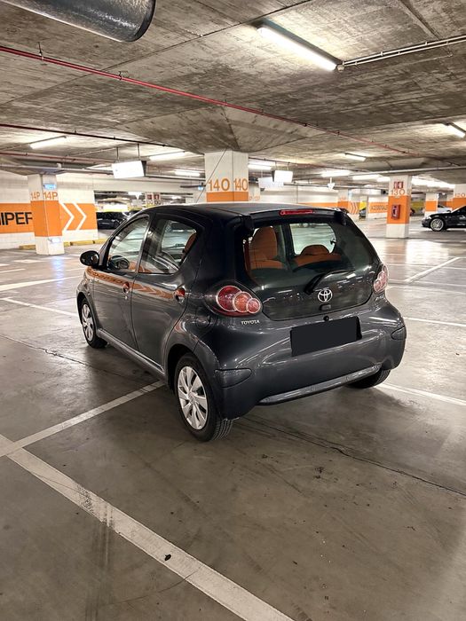 Vendo toyota aygo caixa automatica — photo 3