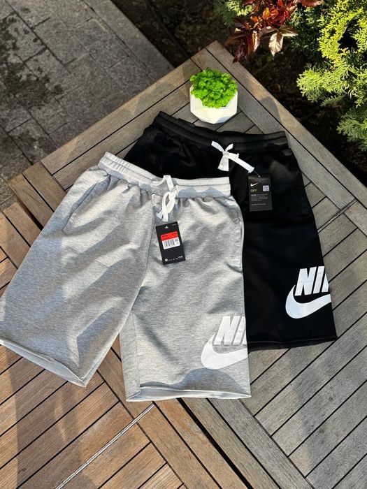 ЗНИЖКА‼️Шорти Nike Swoosh
