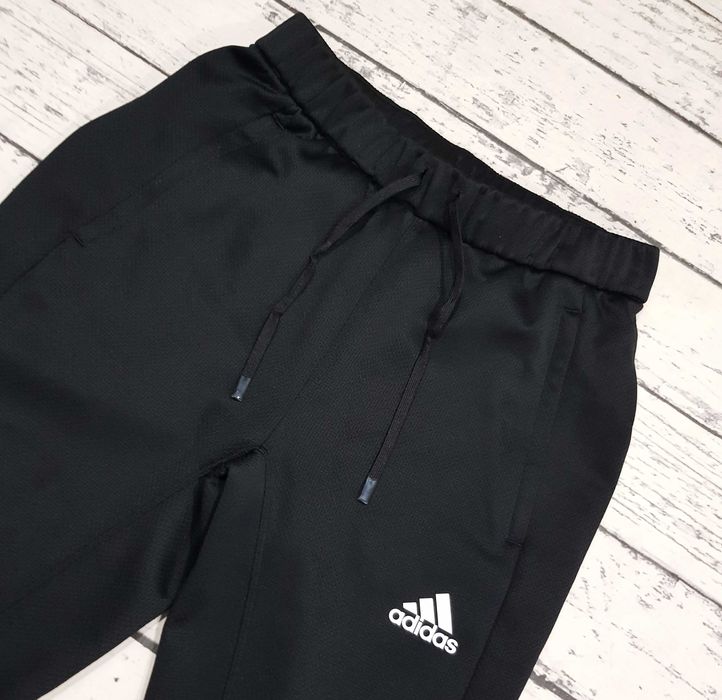 Adidas * aeromotion * spodnie * dresowe * męskie * czarne * ideał * M