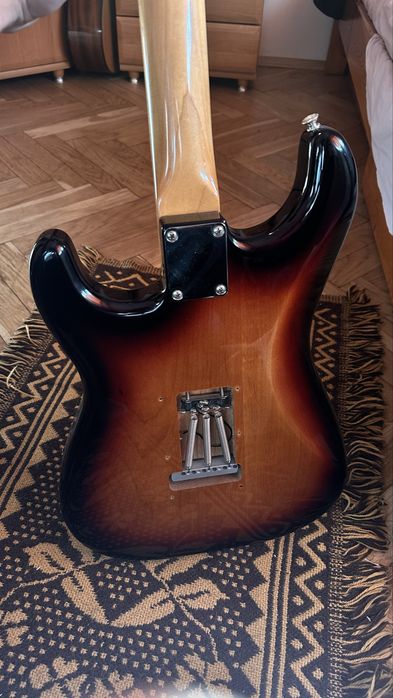 Fender Vintera I Stratocaster 60s 3 Color Sunburst