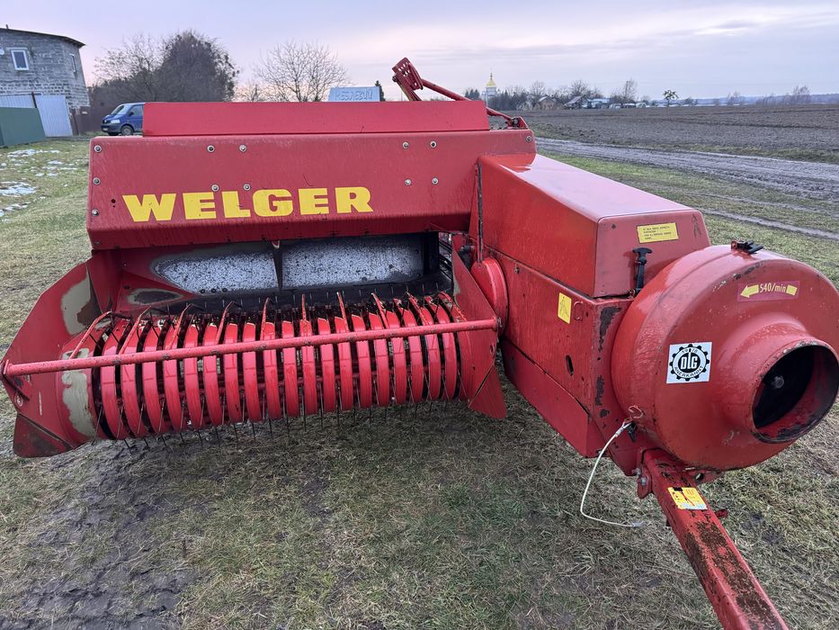 Велгер WELGER AP42 Тюкопрес Прес підбирач Пресс-подборщик (AP400,430)