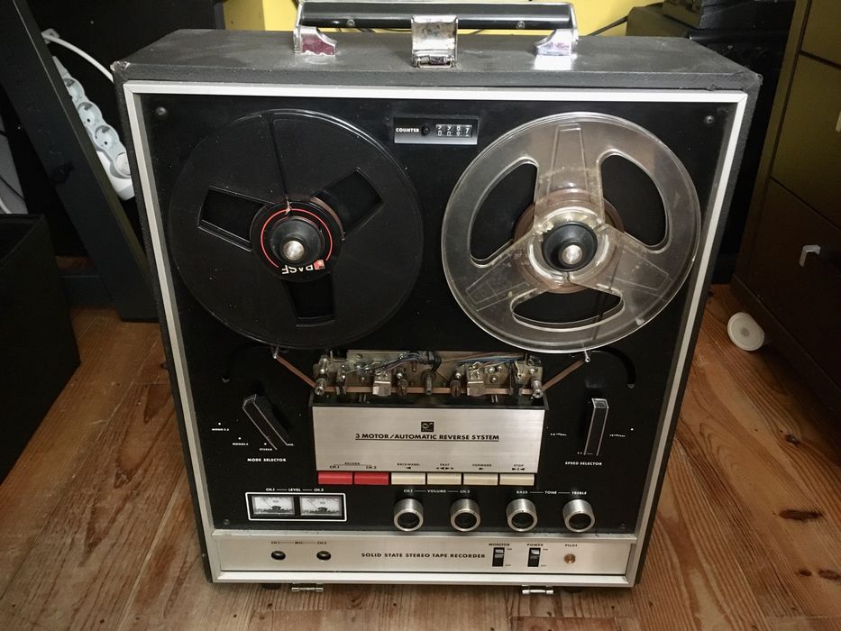 Sharp RD-709 Tape Recorder64297475739265120