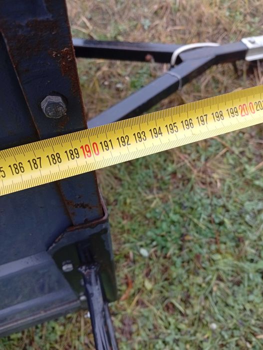 Продам легковий прицеп "Лев" з малим пробігом.